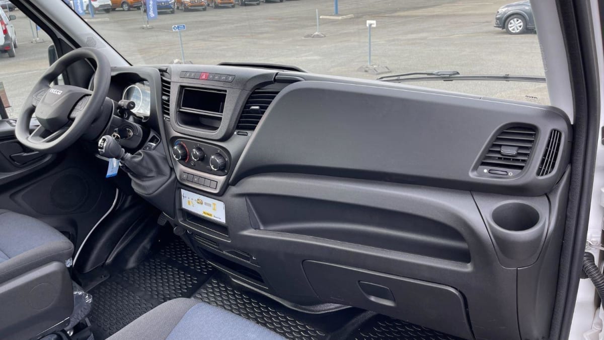 IVECO DAILY DAILY 35S14H 3450 2.3 136CH NACELLE PALFINGER P200A-R