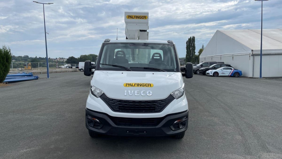 IVECO DAILY DAILY 35S14H 3450 2.3 136CH NACELLE PALFINGER P200A-R