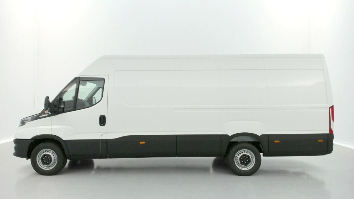 IVECO DAILY DAILY III 35S18HA8 4100 3.0 180CH 16M³