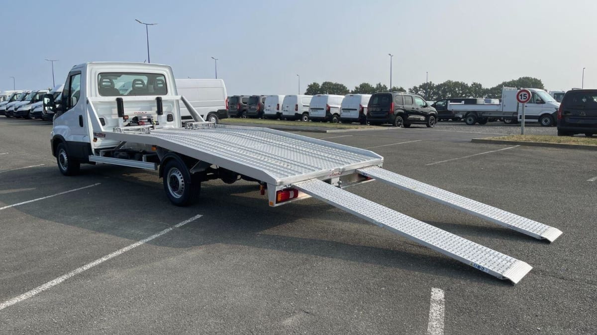 IVECO DAILY DAILY III 35S16H 4100 3.0 156CH PORTE VOITURE PLAT FIX PF18 ALU