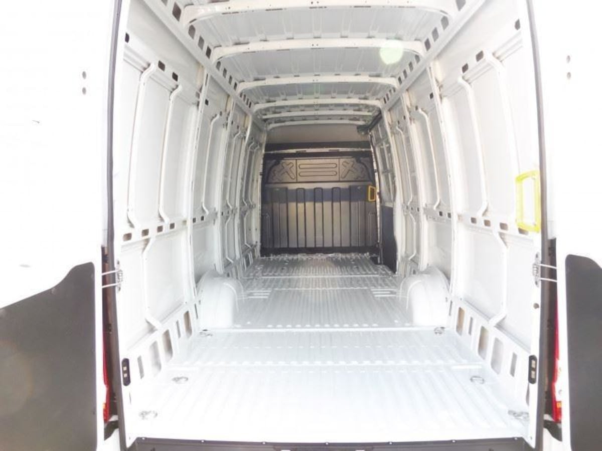IVECO DAILY 35S18 3.0 V16 HI-MATIC H2 180CV