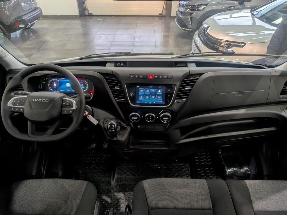 IVECO DAILY FOURGON DAILY FGN 35 S 14 CRV V12 H2 Q-LEAF
