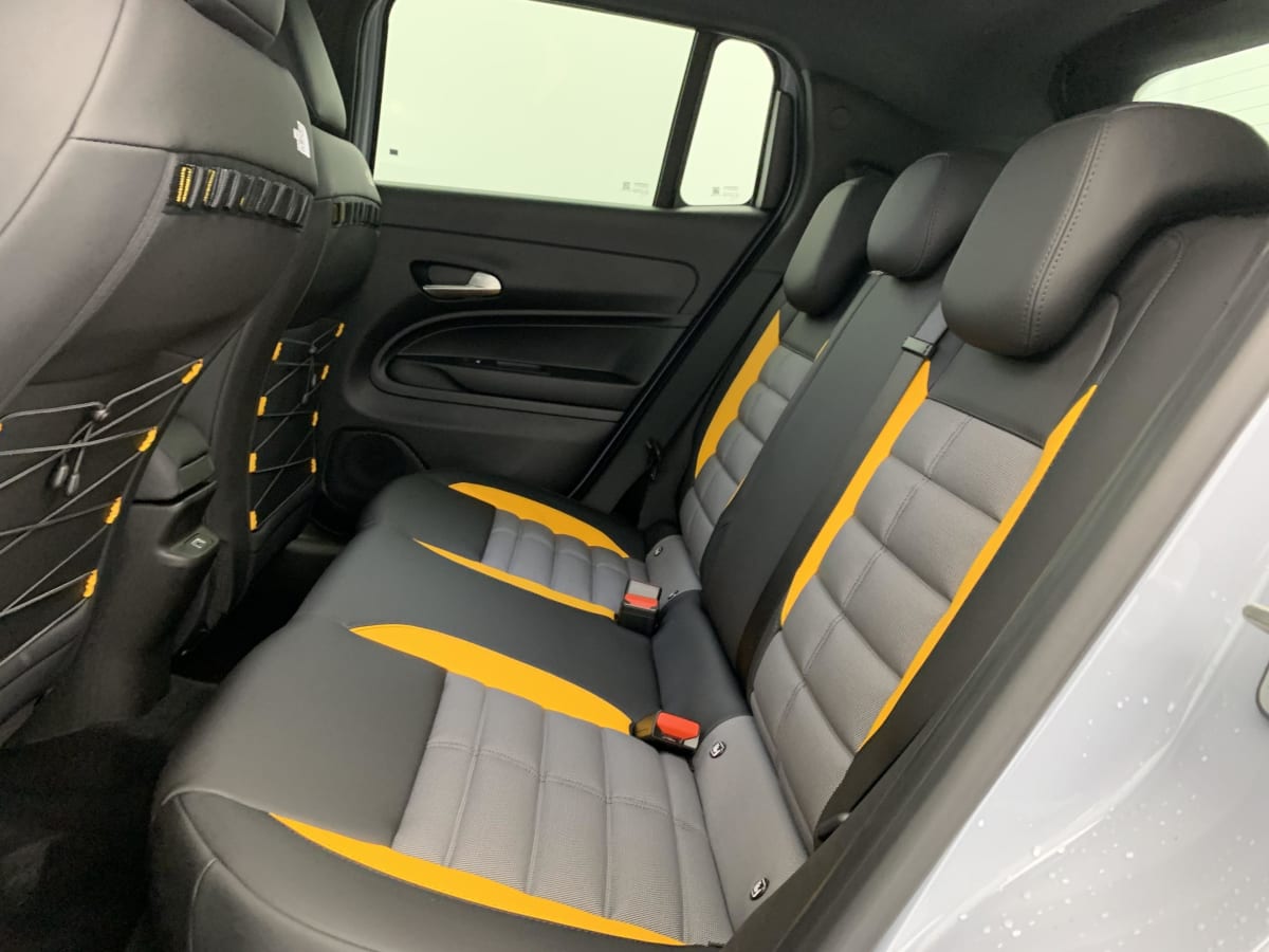 Jeep Avenger - Image 21
