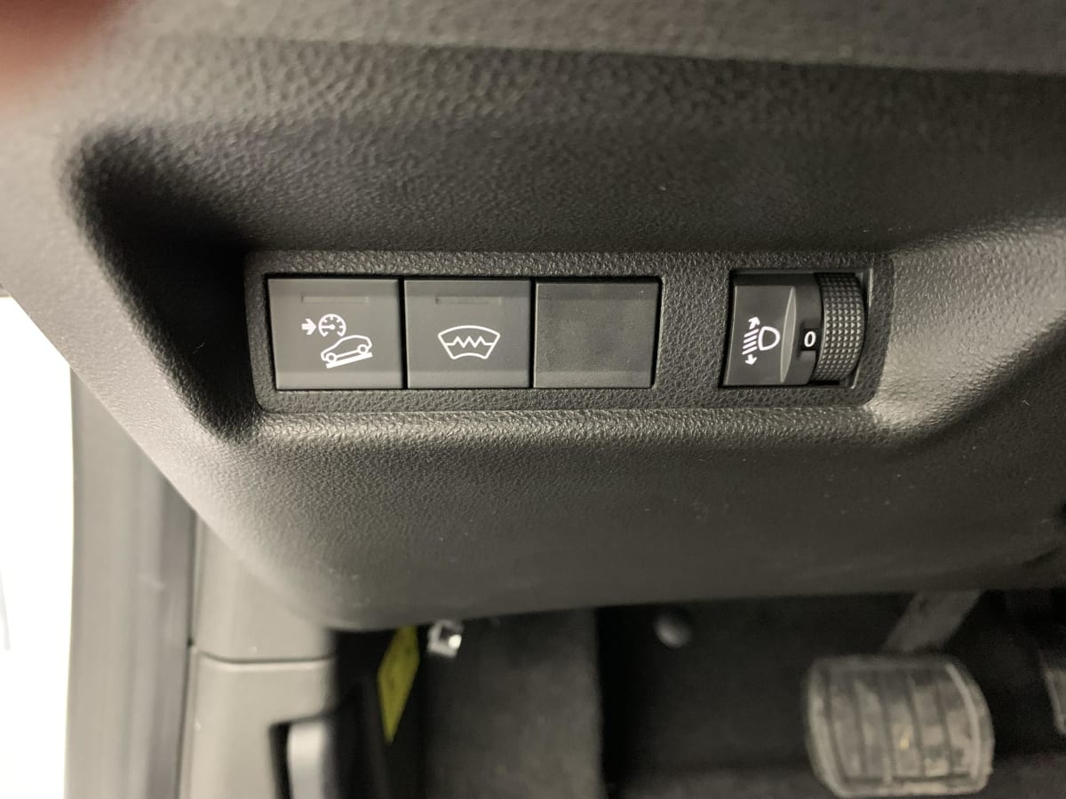 Jeep Avenger - Image 19