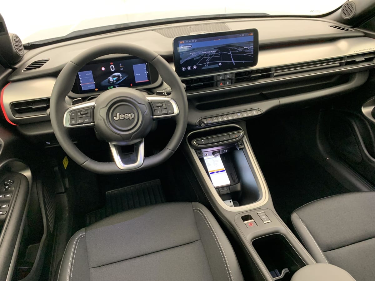 Jeep Avenger - Image 15