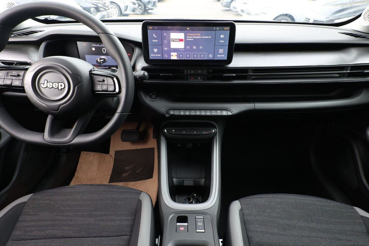 JEEP AVENGER 1.2 HYBRID 110 DTC LONGITUDE