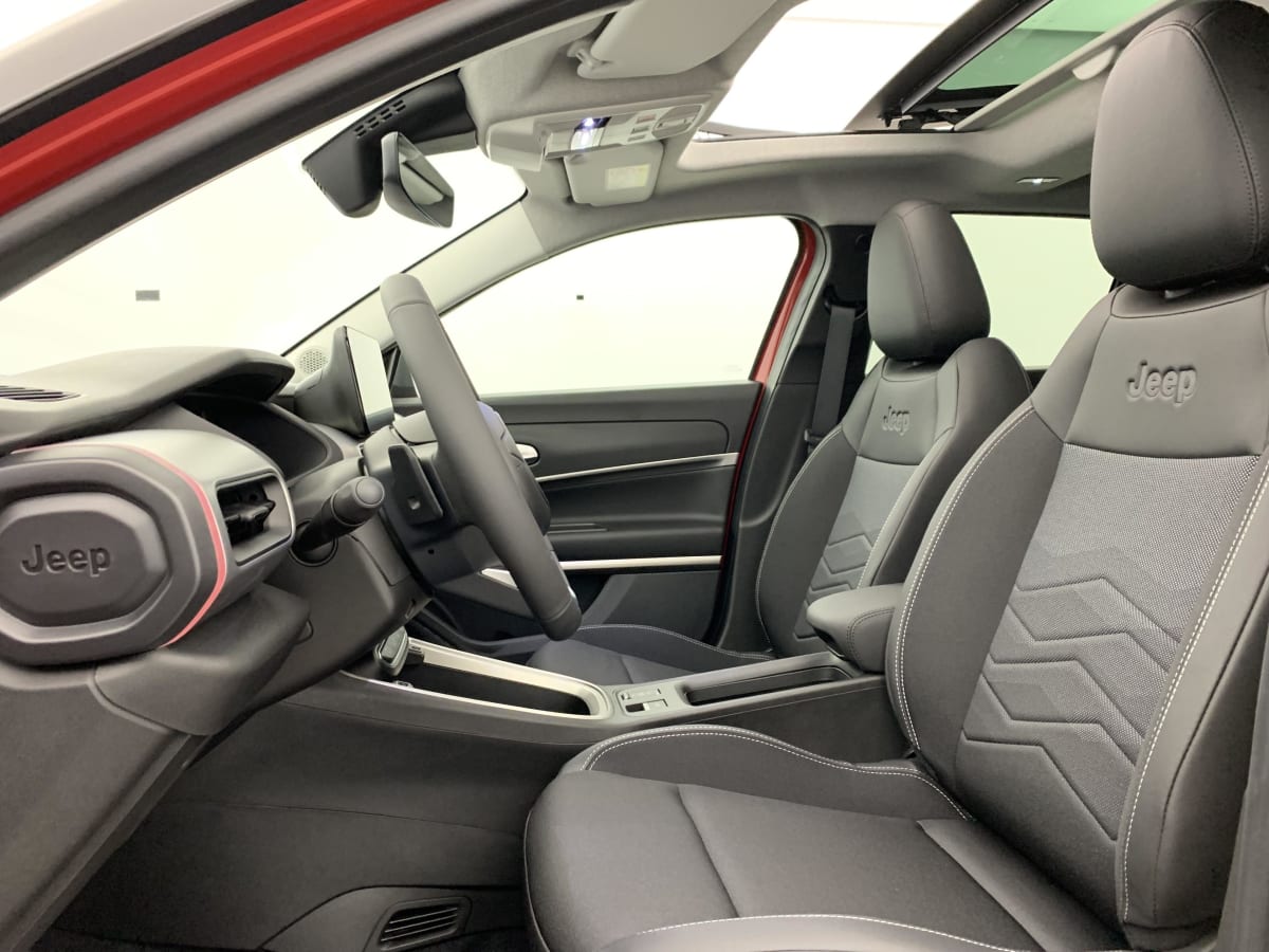 Jeep Avenger - Image 16