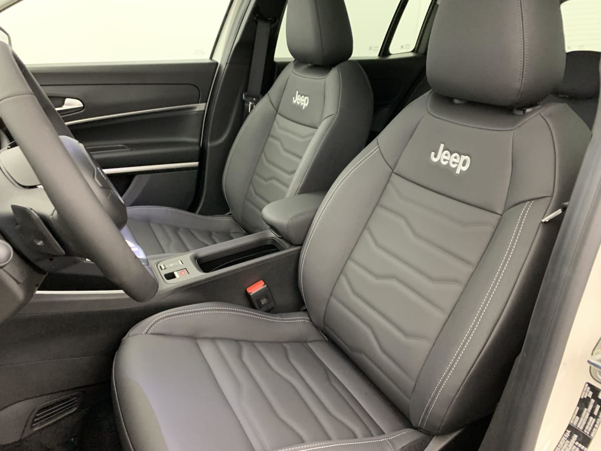 Jeep Avenger - Image 25