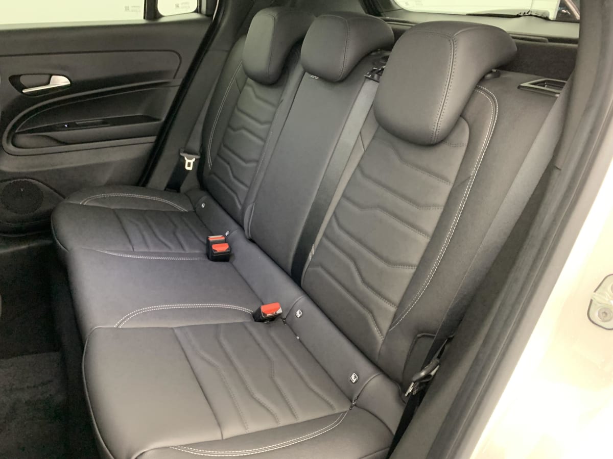 Jeep Avenger - Image 24