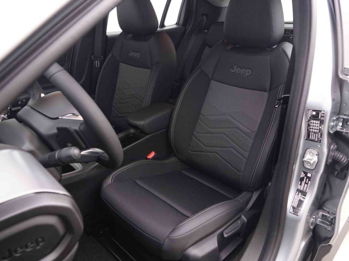 JEEP AVENGER 1.2 MHEV 110 DCT6 ALTITUDE