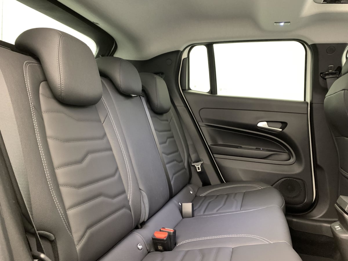 Jeep Avenger - Image 29