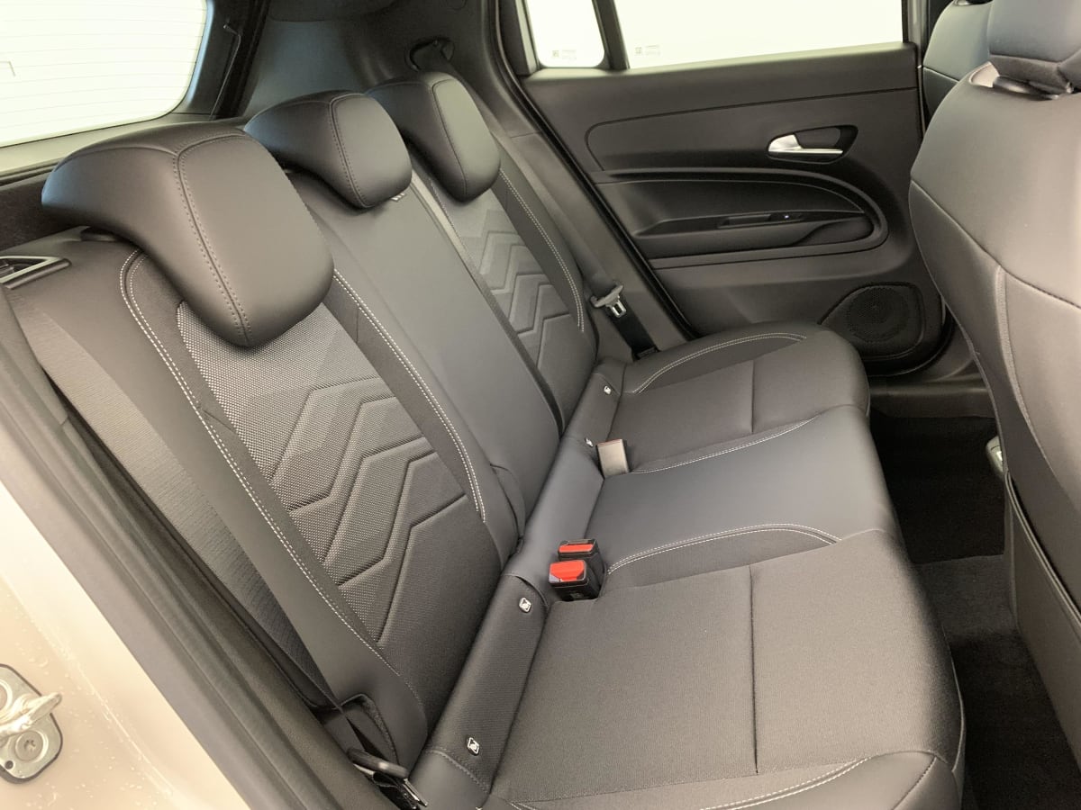 Jeep Avenger - Image 10