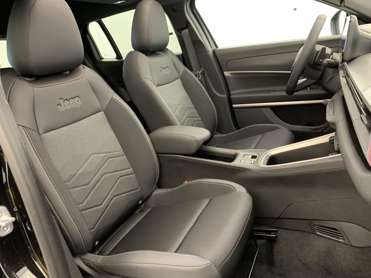 Jeep Avenger - Image 9