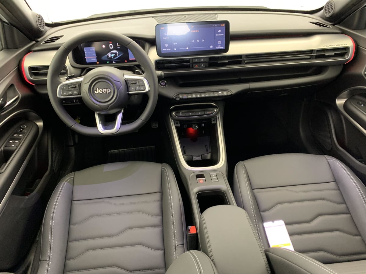 Jeep Avenger - Image 13