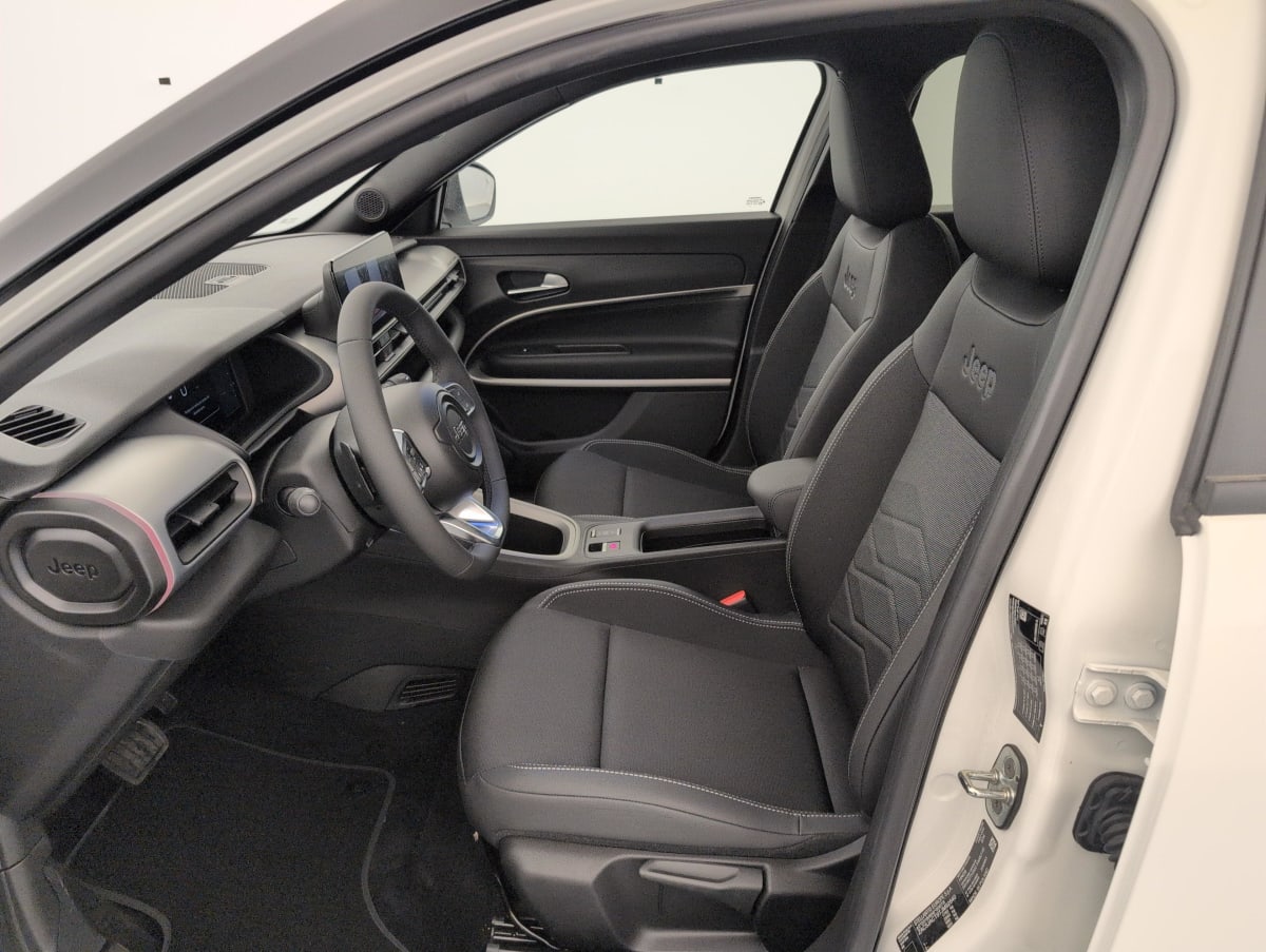 Jeep Avenger - Image 76