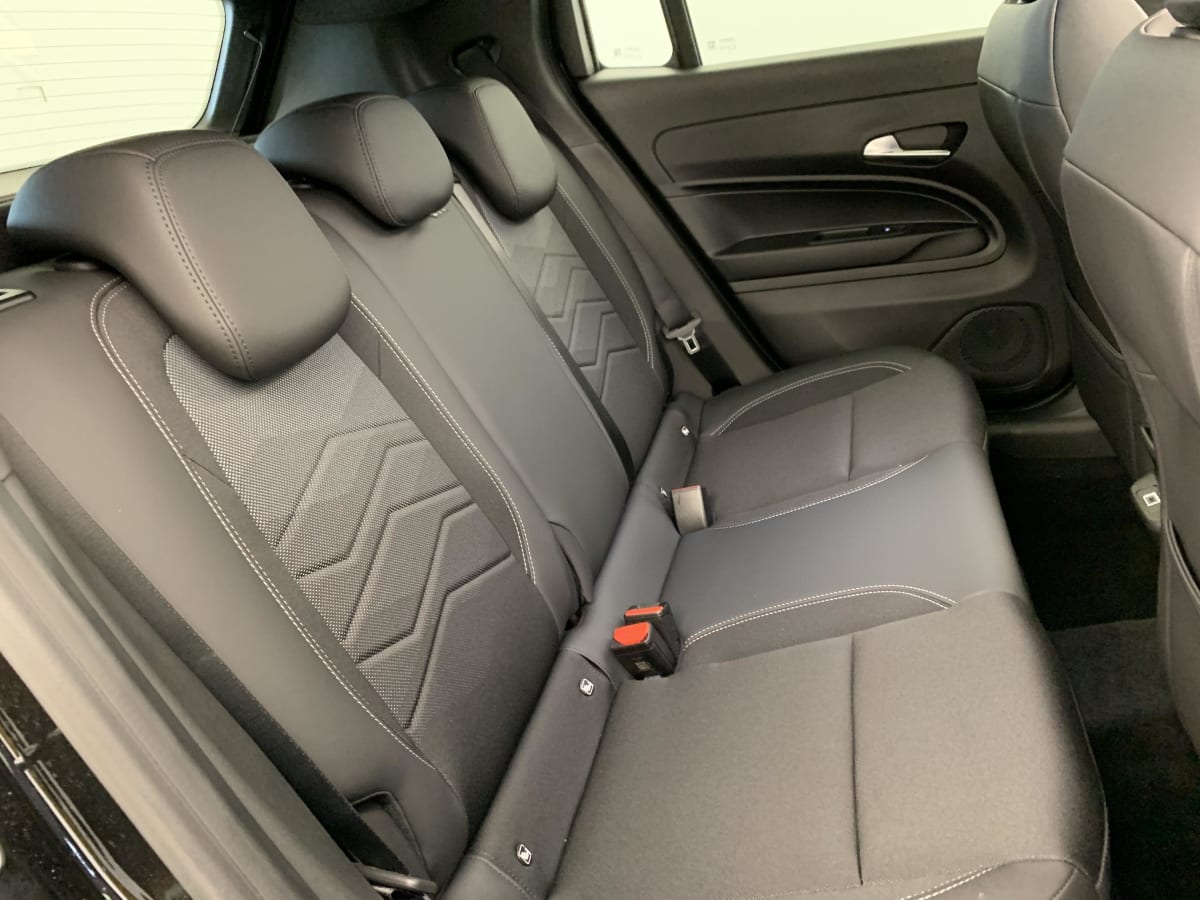 Jeep Avenger - Image 10