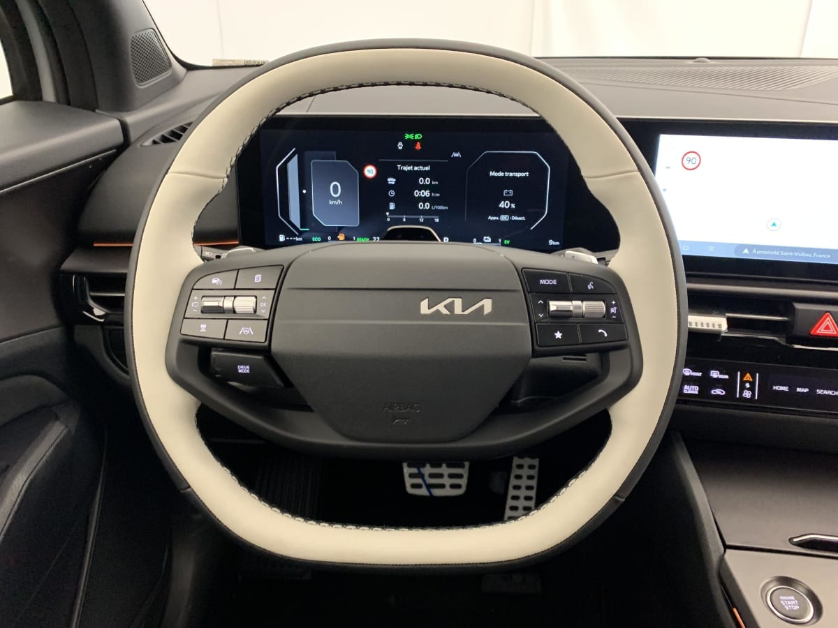 Kia SPORTAGE - Image 14