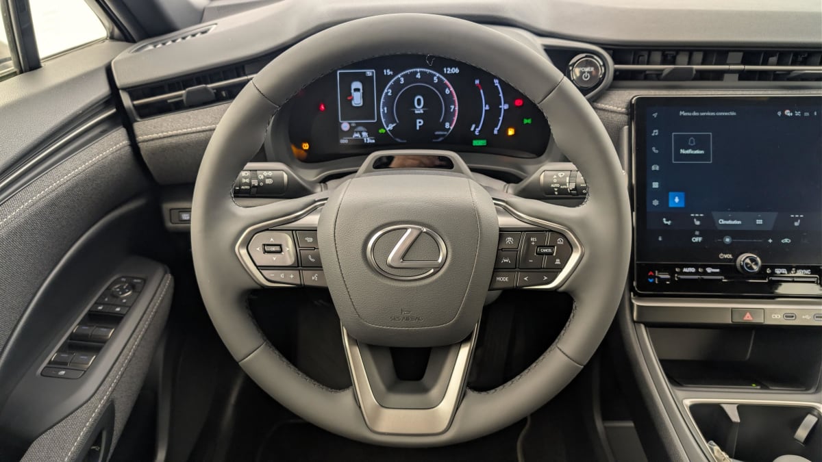 Lexus LBX - Image 36