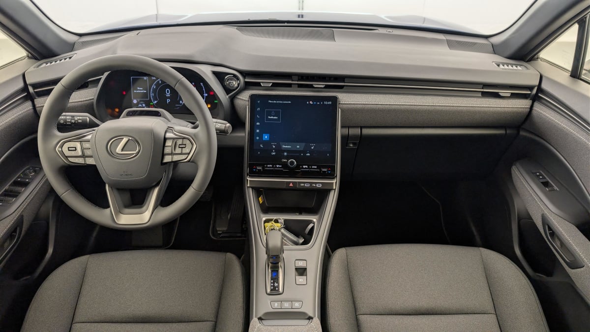 Lexus LBX - Image 14