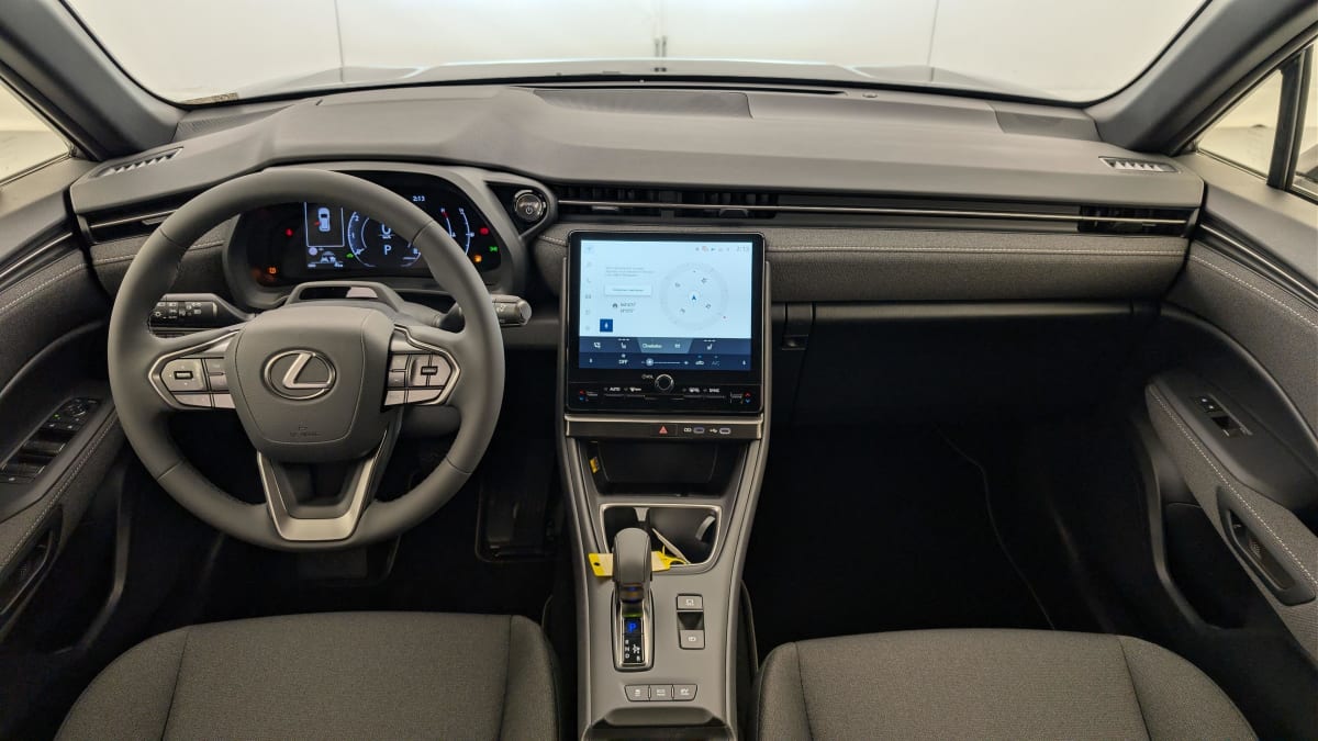 Lexus LBX - Image 35