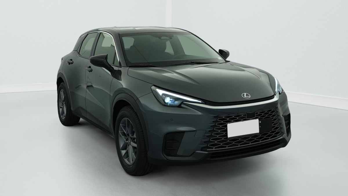 Lexus LBX - Image 23