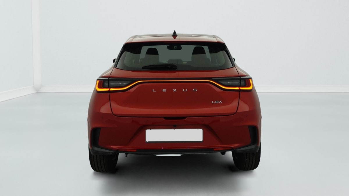 Lexus LBX - Image 28