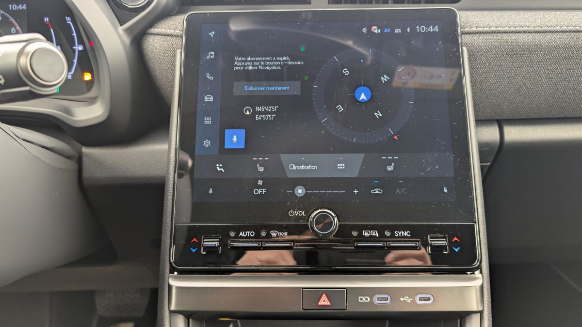 Lexus LBX - Image 18