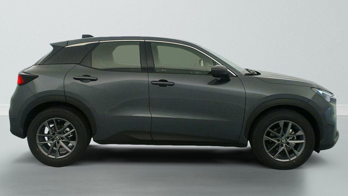 Lexus LBX - Image 30