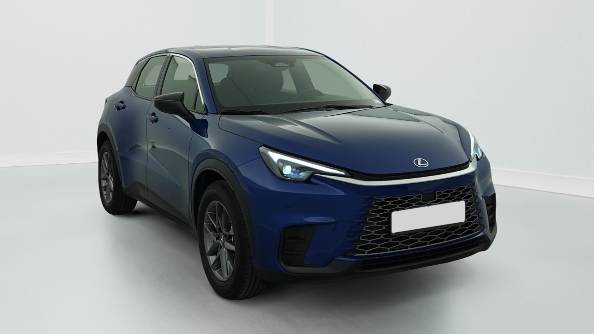 Lexus LBX