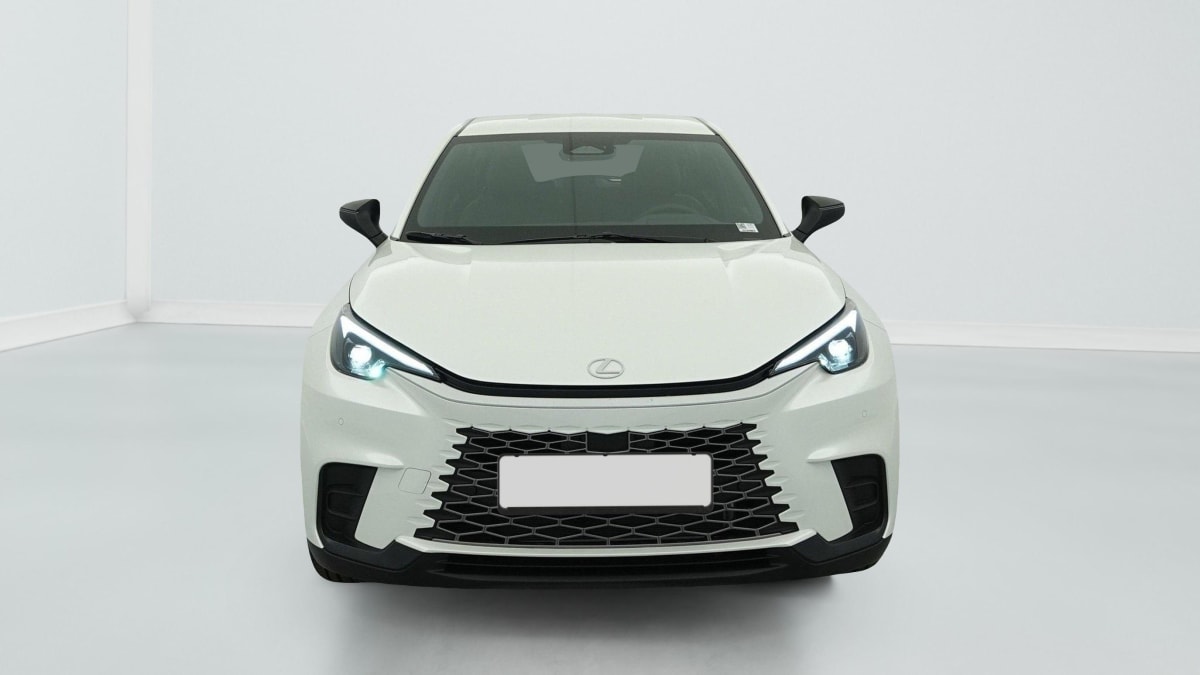 Lexus LBX - Image 46