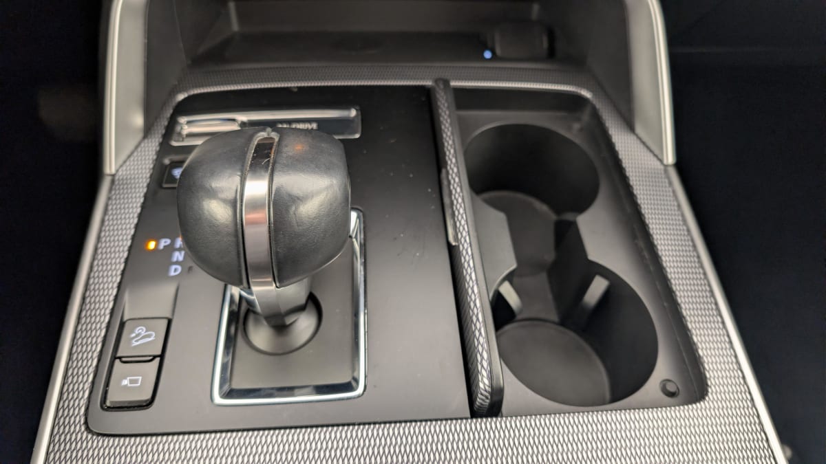 Mazda CX-60 2022 - Image 20