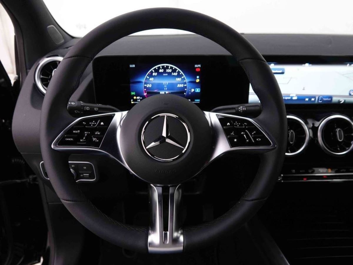 MERCEDES-BENZ B-KLASSE B180I 7G-DCT PROGRESSIVE LINE EDITION