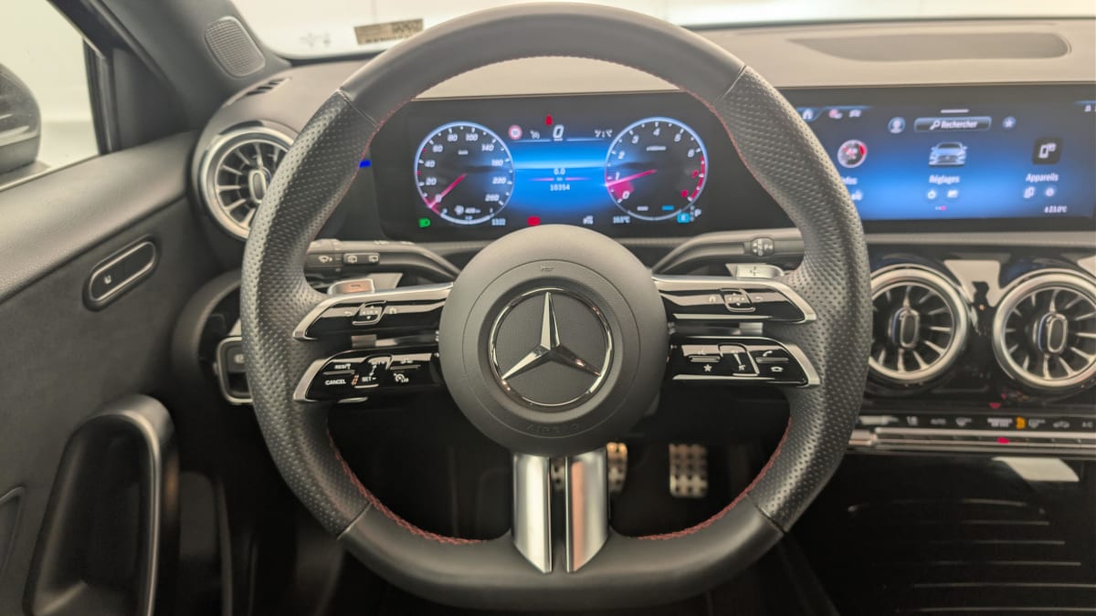 Mercedes-Benz CLASSE A - Image 14