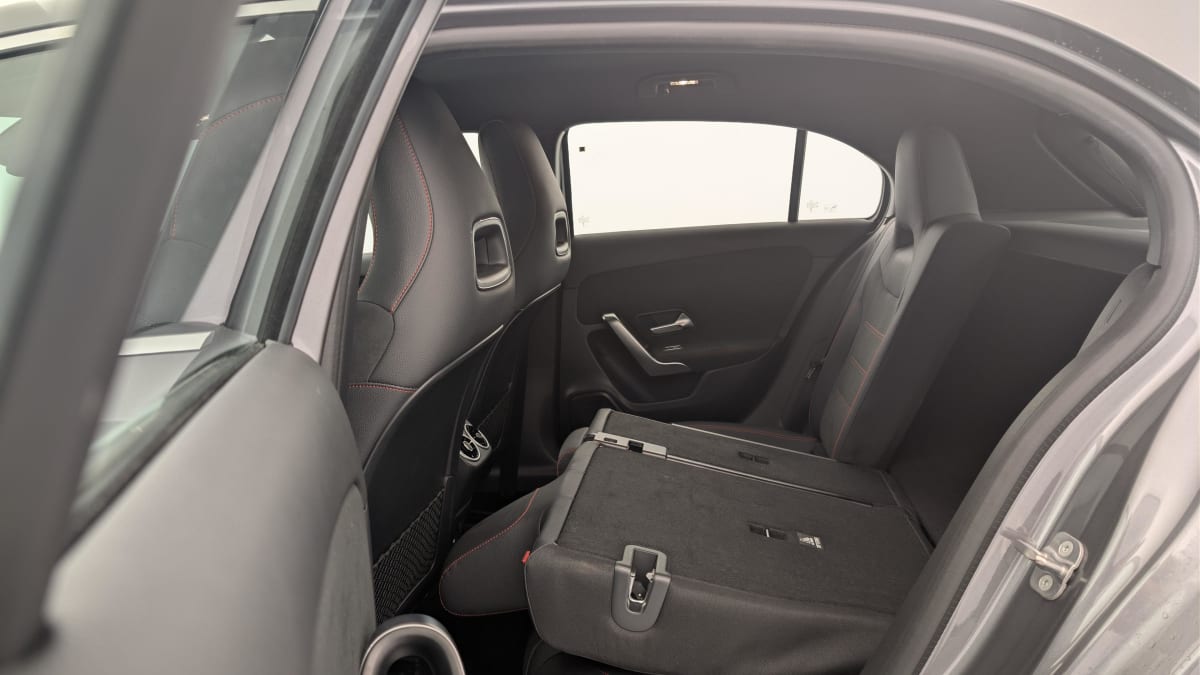 Mercedes-Benz CLASSE A - Image 12