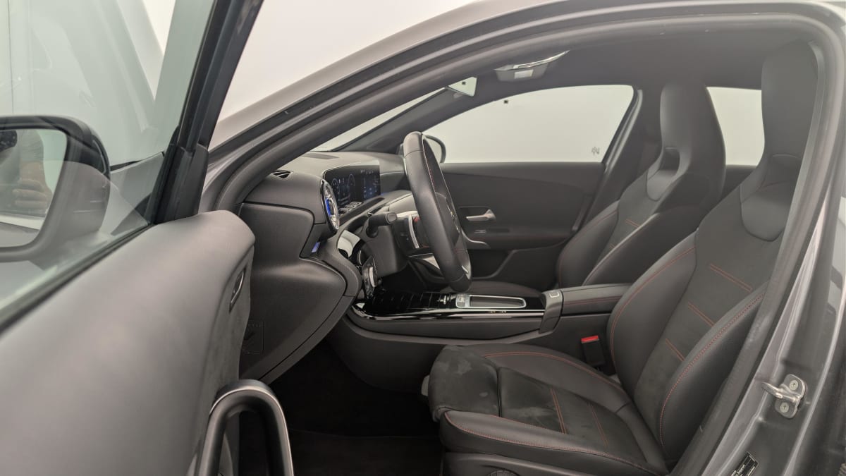 Mercedes-Benz CLASSE A - Image 16