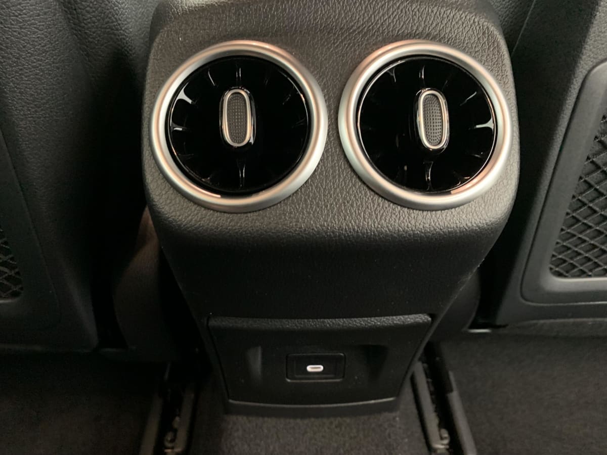 Mercedes-Benz CLASSE A - Image 38