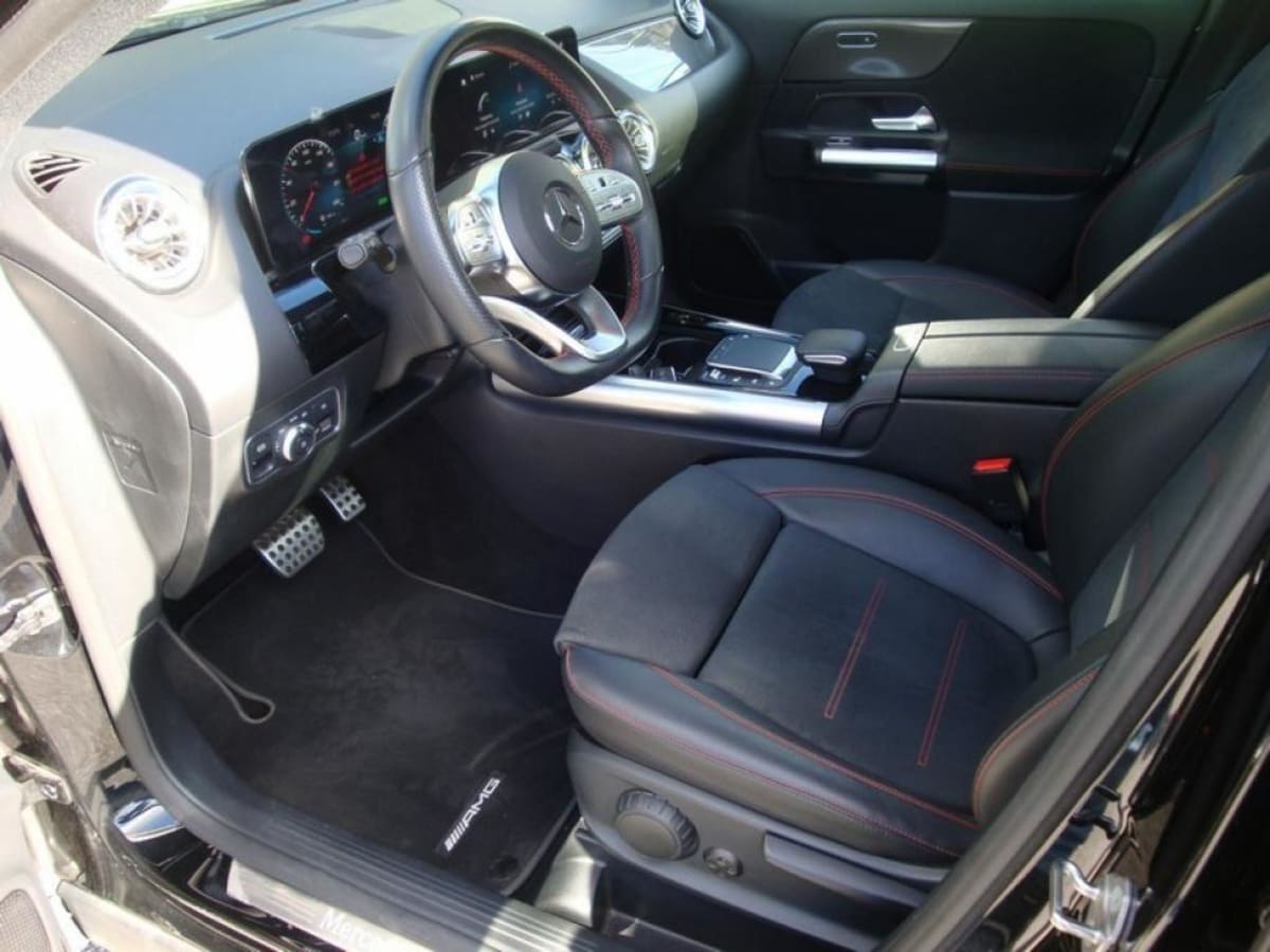 MERCEDES-BENZ GLA 250 E 8G-DCT AMG LINE