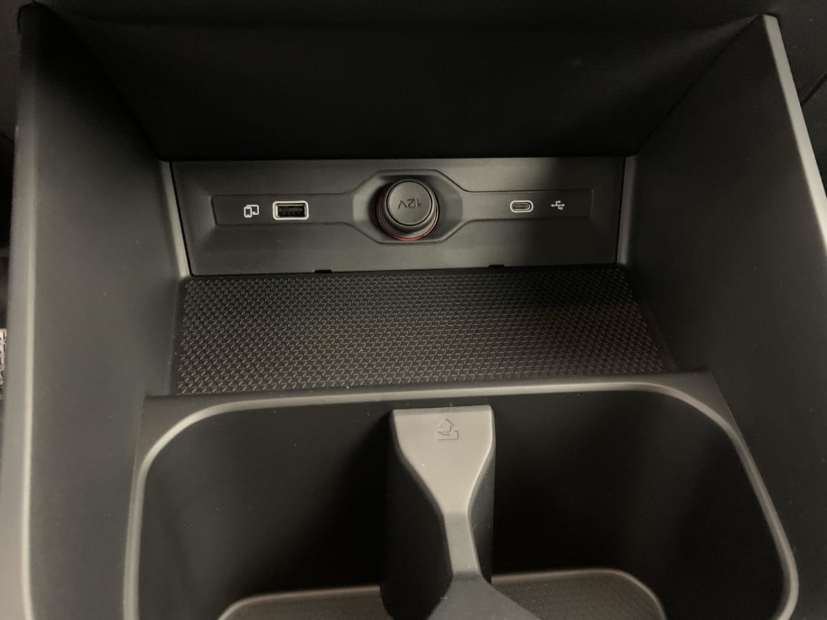 MG MG3 - Image 17