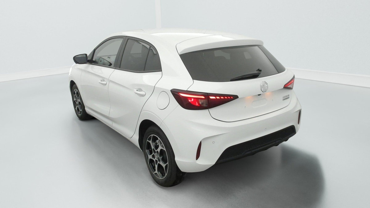 MG MG3 1.5 L HYBRID+ 195 CH LUXURY