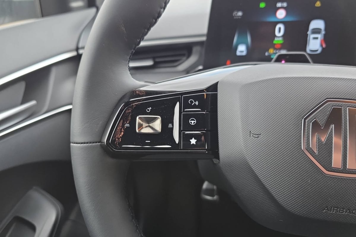 MG MG3 - Image 15