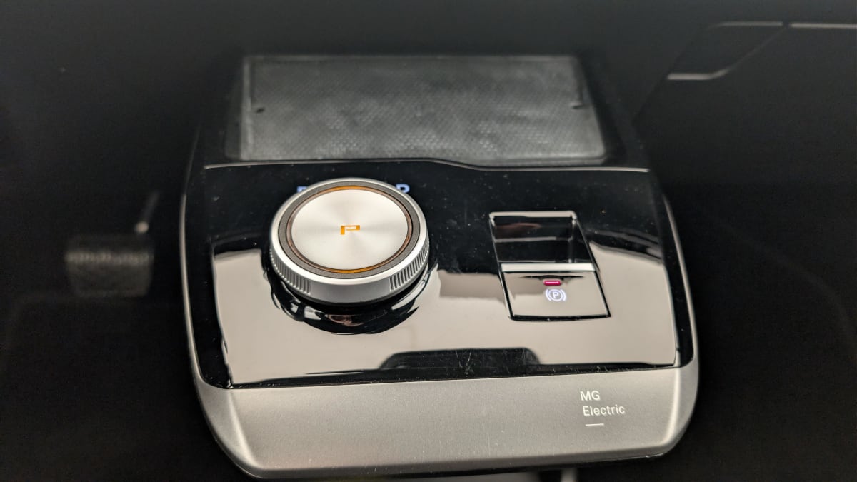 MG MG4 - Image 20