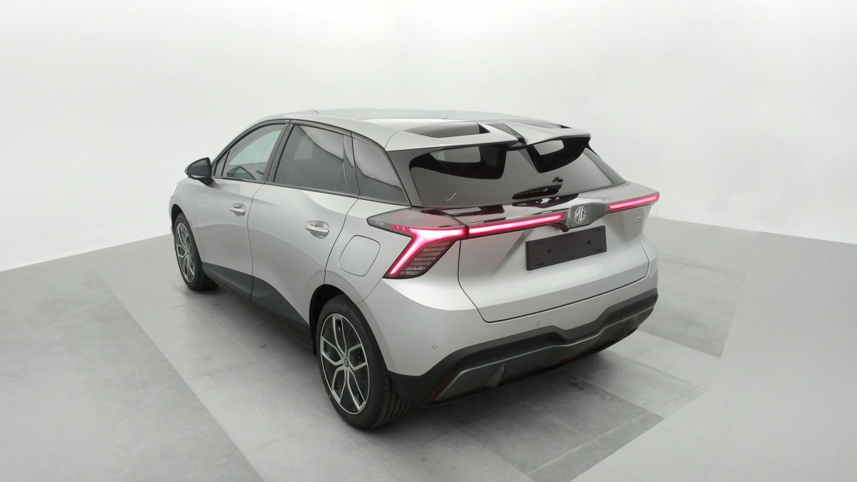 MG MG4 ELECTRIC 64KWH - 150 KW 2WD LUXURY