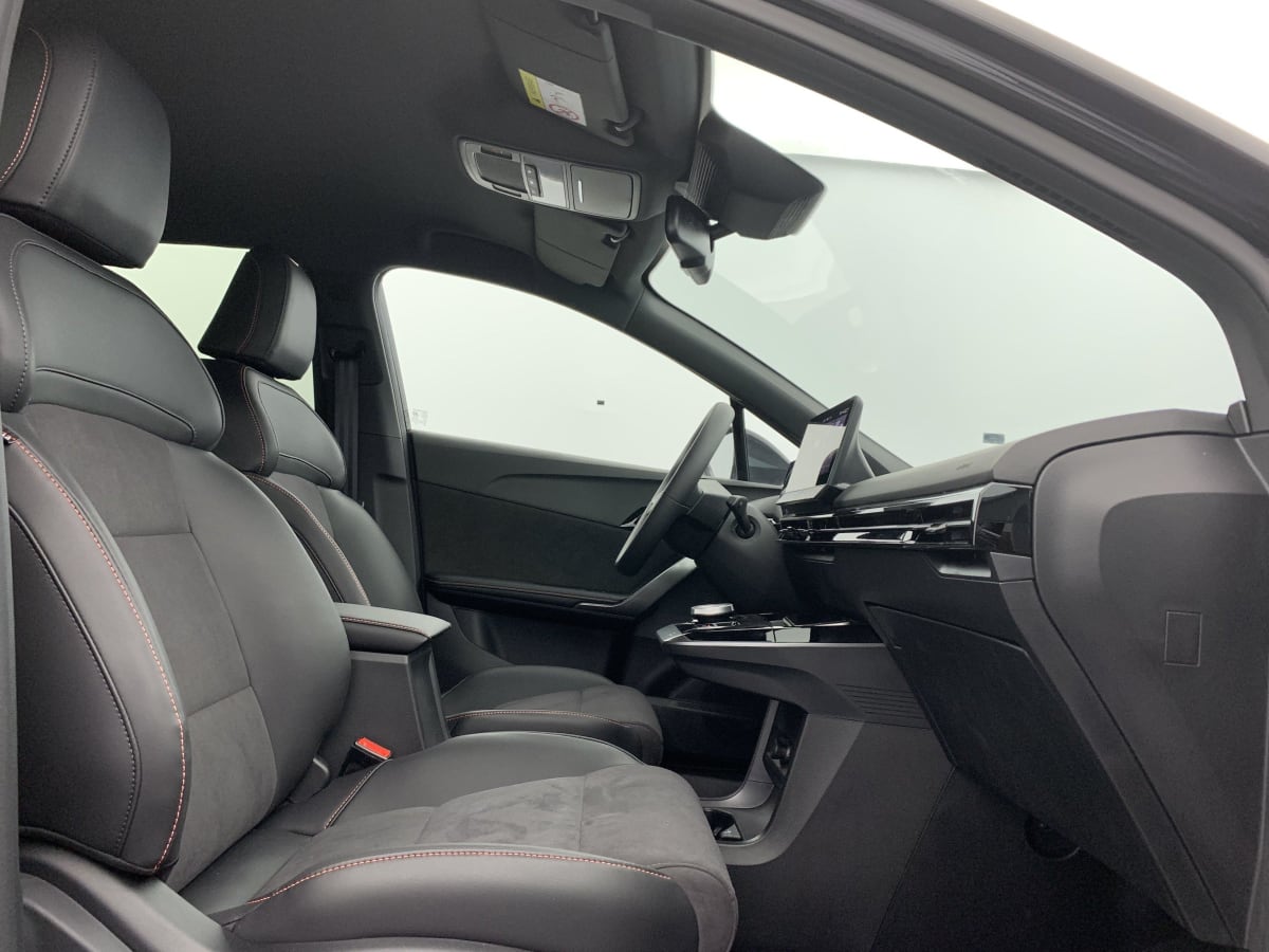 MG MG4 ELECTRIC 64KWH - 320 KW 4WD XPOWER