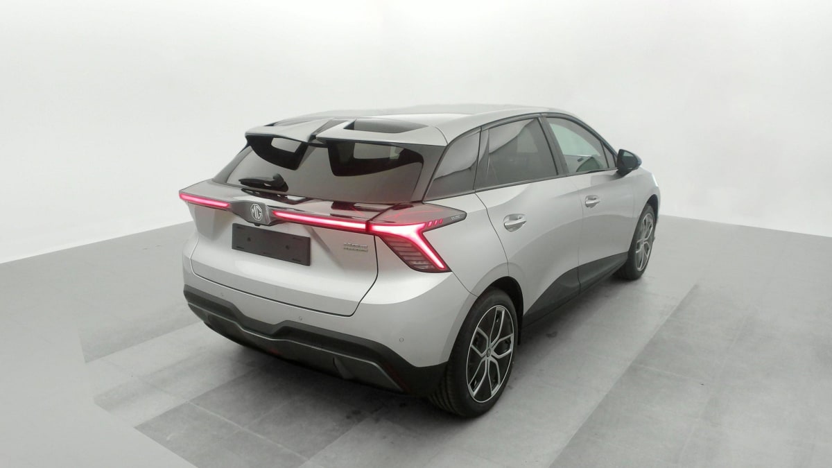 MG MG4 ELECTRIC 64KWH - 150 KW 2WD LUXURY