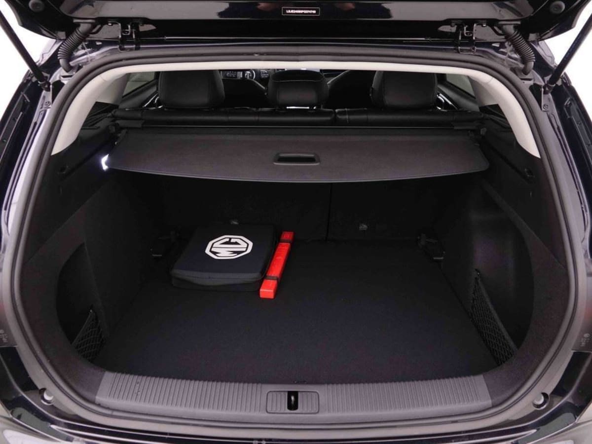 MG MG5 61 KWH LONG RANGE 400KM WLTP LUXURY