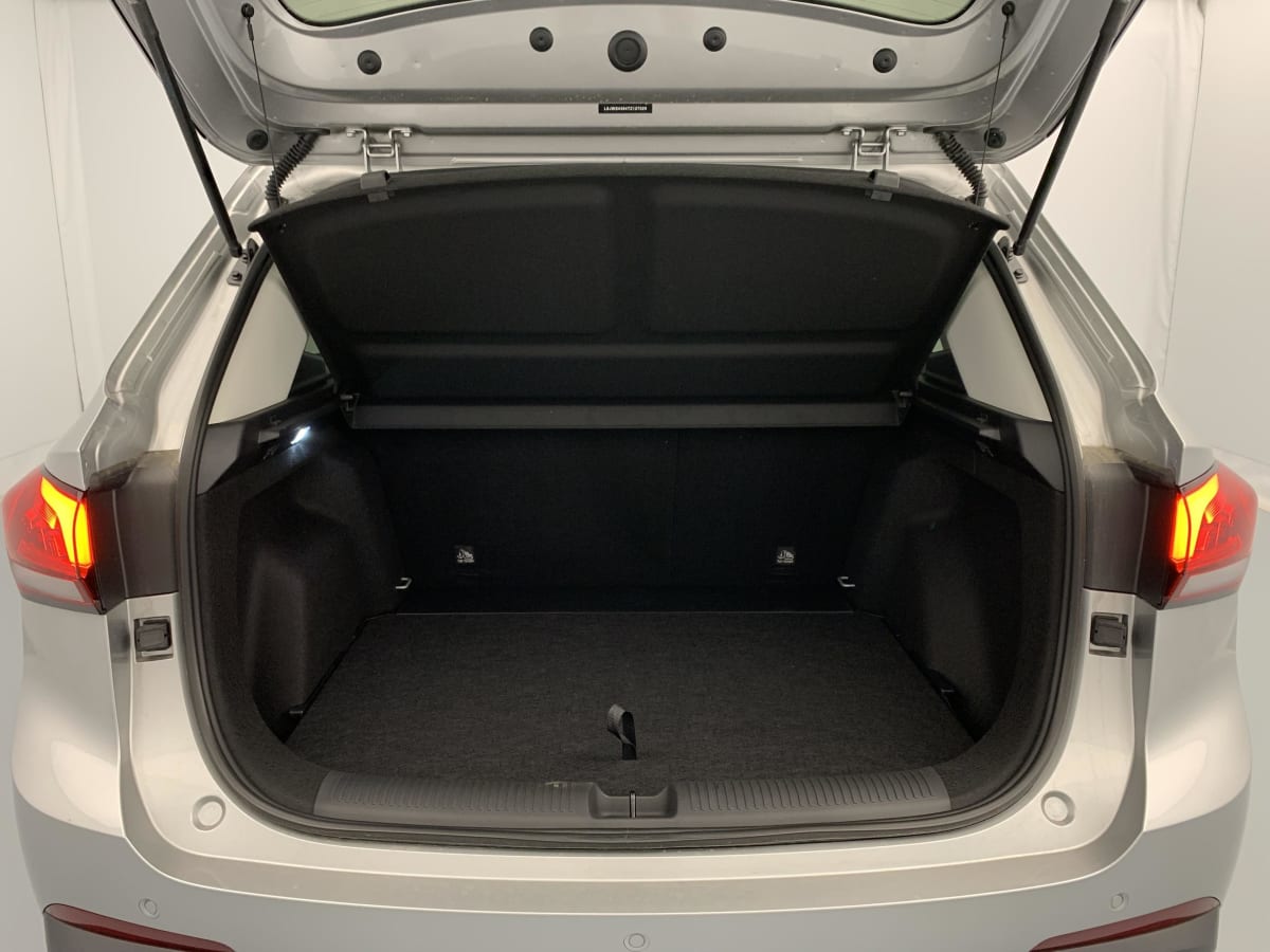 MG ZS - Image 61