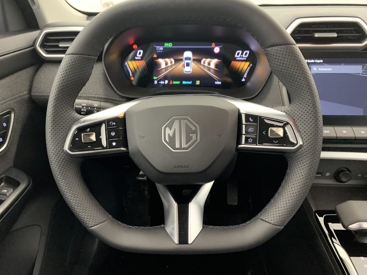 MG ZS - Image 18