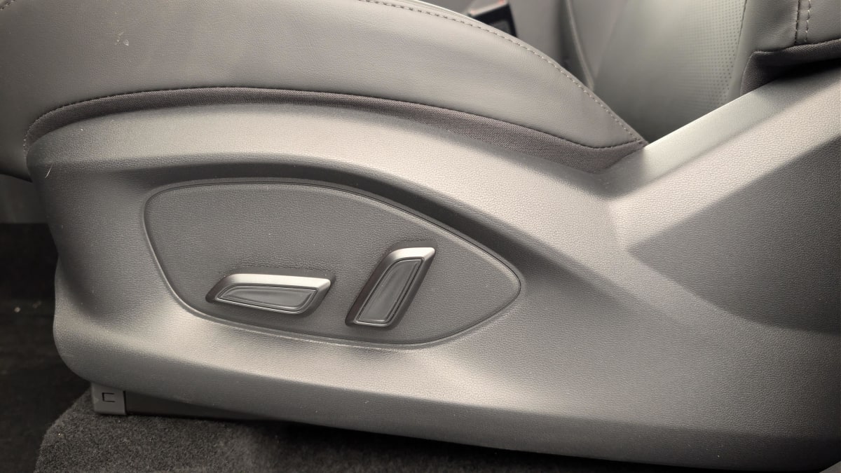 MG ZS - Image 75