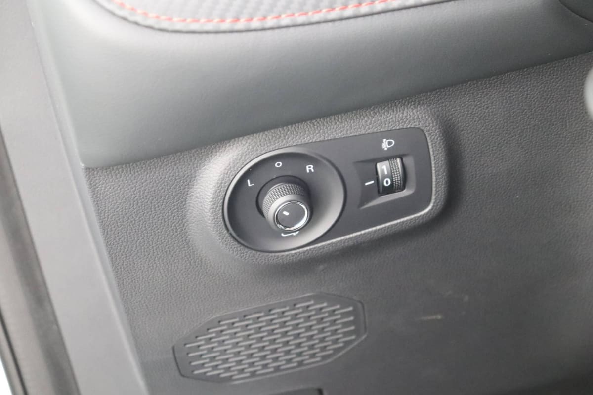 MG ZS ELECTRIQUE AUTONOMIE STANDARD 51KWH - 130 KW 2WD LUXURY