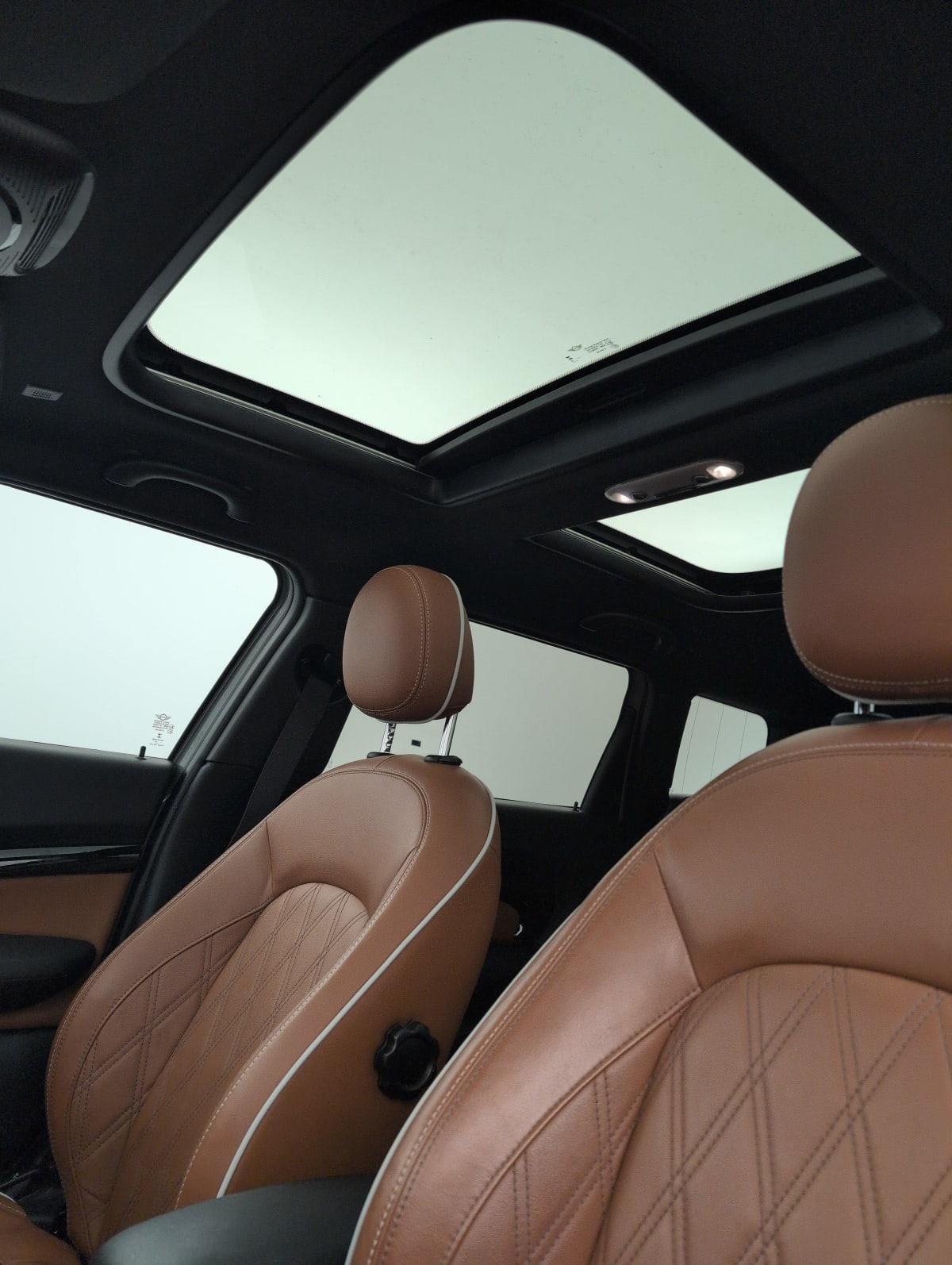 Mini CLUBMAN F54 LCI - Image 16